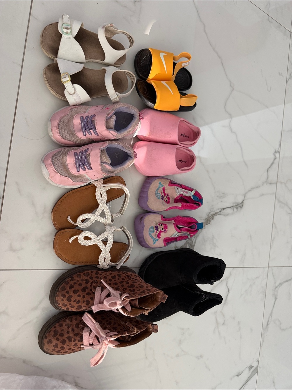 Toddler bundle shoes 8-11 toddler sizes 8 pairs in total @@@@